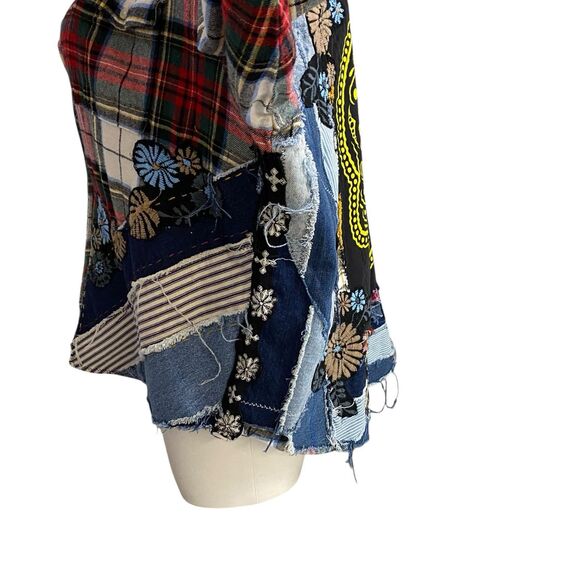 Flannel Shirt Womens 2XL Sugar Skull Shacket Upcycled Grunge Maximalist Rock - Picture 11 of 16